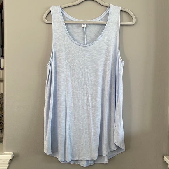 Old Navy Luxe tank top - Picture 1 of 5